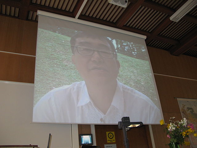 "App To Make Your Videos Smaller And Smaller Circles Movies O