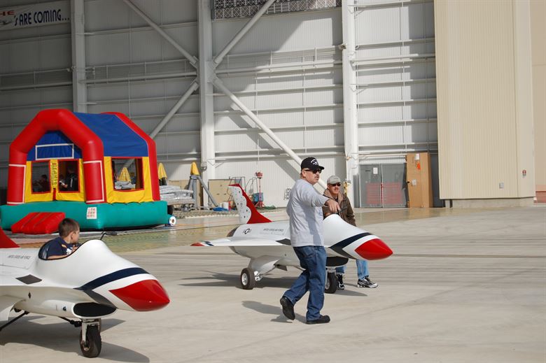 "Makeup Application Videos Macacos Bebes De Juguete Real Esta